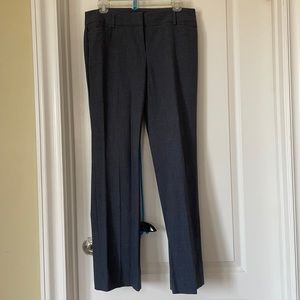 Grey Woman’s Pants 🔥